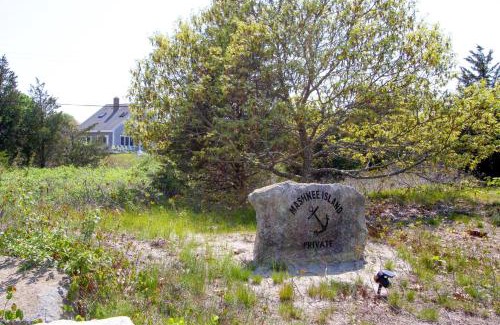 Bourne Haus | Harbor Point Cottage