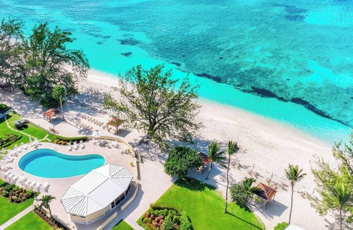 Seven Mile Beach Haus | Harbour Heights #41 Seven Mile Beach, Second Floor 4 Bedroom, 3.5 Bathroom Townhouse