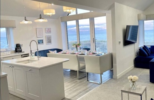 Amble Haus | Harbour Sands - Stunning Sea Views - 4 bed 2020 build