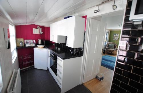 St Monans Haus | Harbourside- home by the sea in coastal village