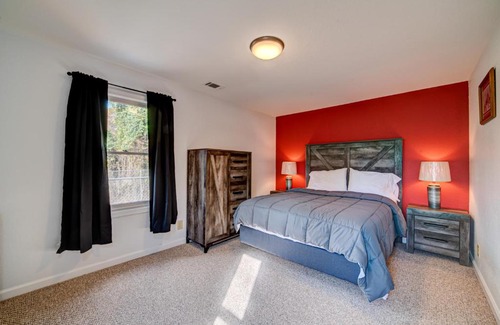 Williamstown Haus | Harper House Inn