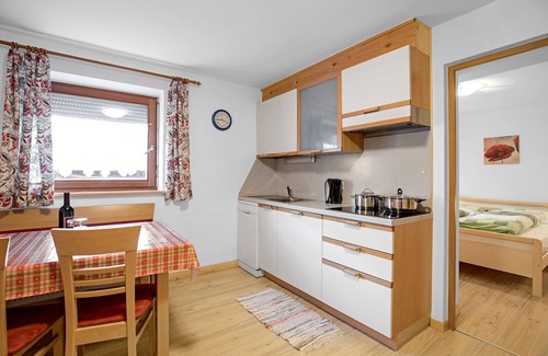 Valdaora di Sopra Wohnung | Haus Aue - Ferienwohnung 3 mit Bergblick & WLAN