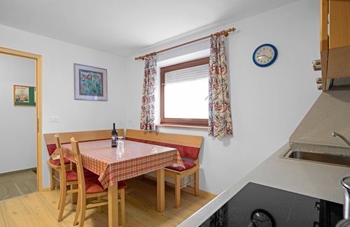 Valdaora di Sopra Wohnung | Haus Aue - Ferienwohnung 3 mit Bergblick & WLAN