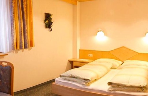 Nauders Bed & Breakfast | Haus Julia
