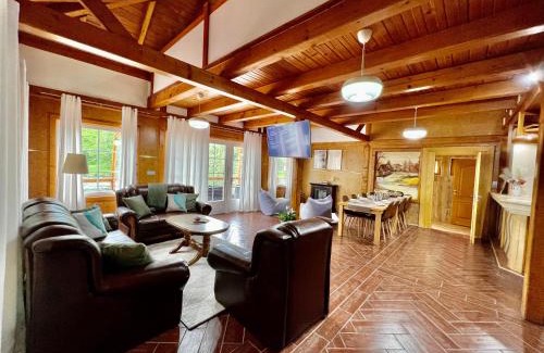 Bosanska Krupa Villa | Haus Palazzo