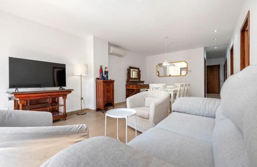 Montblanc Haus | Hauzify I Vila Ducal