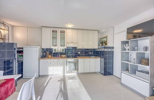 Duga Resa Haus | Haven Near The River, Donji Zvečaj, Croatia