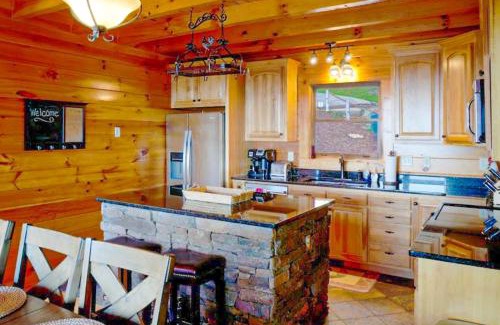 Lake Lure Haus | Hawk's View Log Cabin