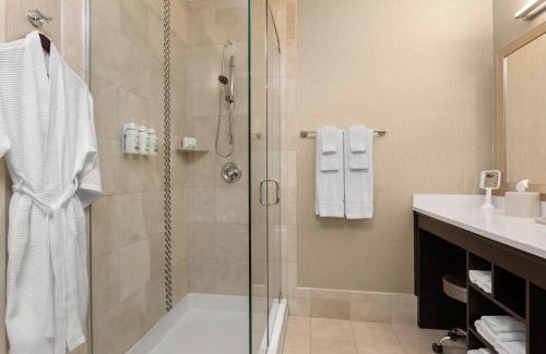 Palm Beach - West Palm Beach Hotel | Hawthorn Extended Stay by Wyndham West Palm Beach