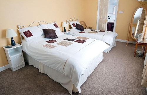 Moycarky Bed & Breakfast | Hawthorn View Bed and Breakfast