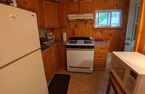 Raymond Hütte | Hawthorne Cottages Beachside