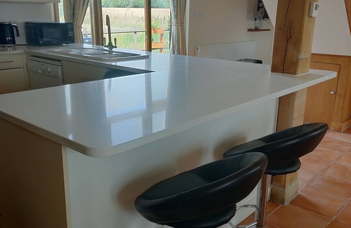 Maldon Haus | Die Heuscheune. 3 Schlafzimmer mit Bad, Holzofen, optionaler Whirlpool.