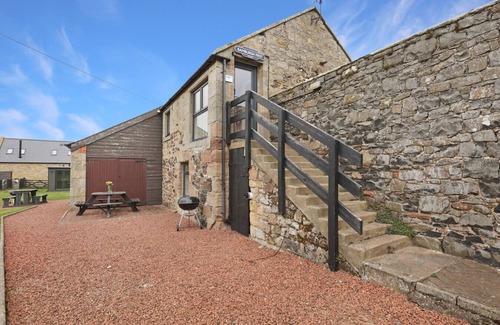 Bamburgh Haus | Hayloft Cottage - North East Escapes