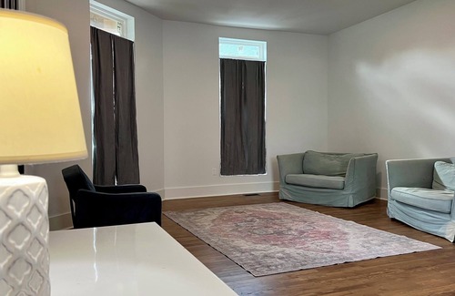 Mount Pleasant Haus | Haylong Hideaway