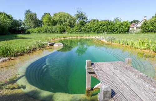 South Leigh Haus | Hazel