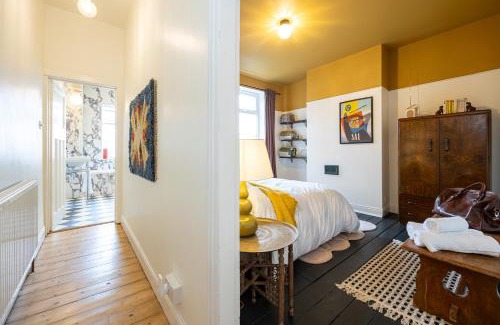 Offerton Haus | Hazel House Heathside