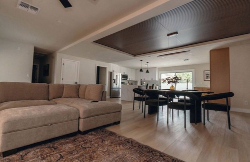 Village Grove Haus | Healthy Home near Old Town Scottsdale