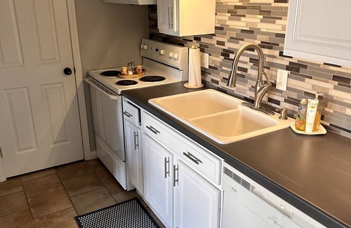 Osage Beach Eigentumswohnung | Heart of Osage Beach w the Best view of the lake down the main channel 4 miles