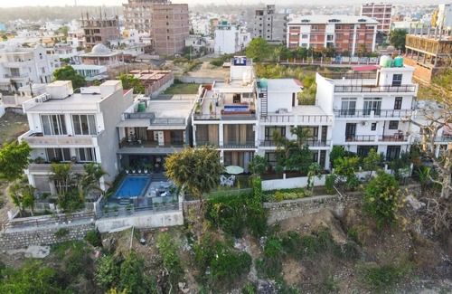 Haridwar Villa | Heartland Ganga View Villa Jacuzzi &lift