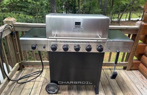 Eagle Mountain Haus | Heated In Door Pool Hot Tub 6 Seater Fire Pit Wineries Pickleball Gym