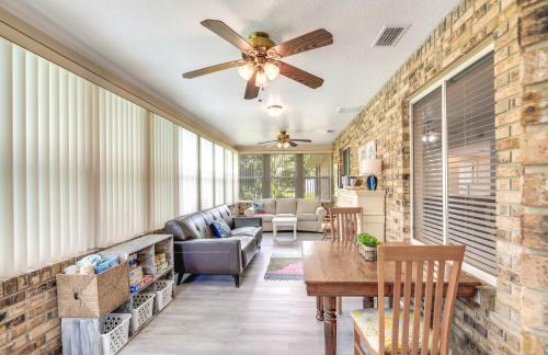 Spring Hill Haus | Heated Pool and 4-in-1 Grill Spring Hill Haven!