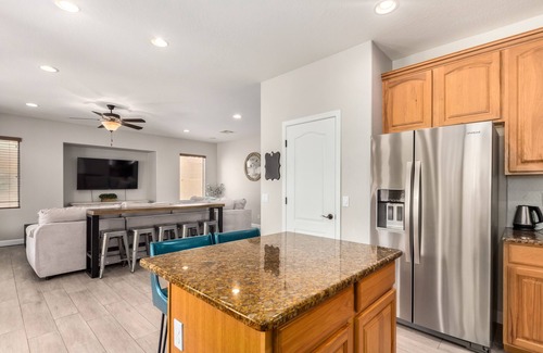 Mesa Haus | Heated pool and spa! 4 bedrooms, fire place, BBQ