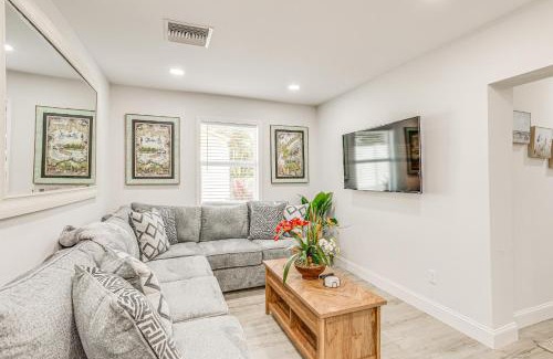 Juno Ridge Haus | Heated Pool and Backyard North Palm Beach Retreat!