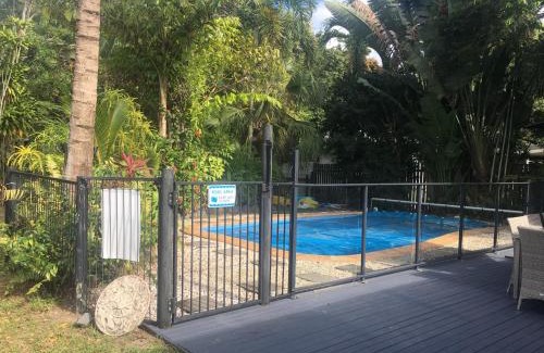 Trinity Park Haus | Heated Pool & Tropical Private Open Space