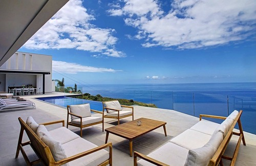 Tabua Haus | Heaven's Nest by LovelyStay