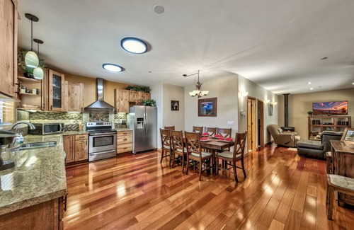 South Lake Tahoe Skihütte | Heavenly Chalet - Close to Gondola & Beaches, AC