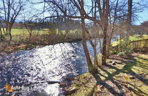 Cosby Haus | Heavenly Creekside #276