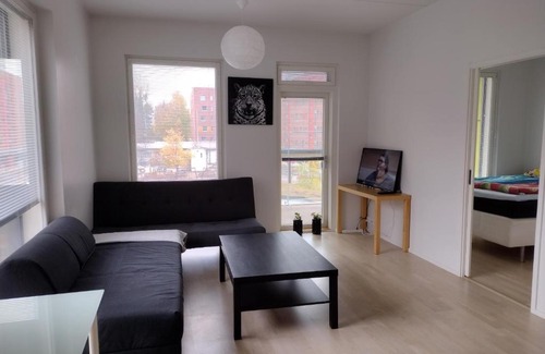 Myyrmaki Haus | Helsinki Private/Shared Room in Shared Apartment into Airport-BusTrain Station-University