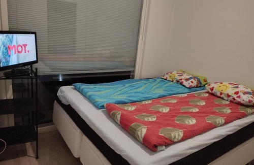 Myyrmaki Haus | Helsinki Private/Shared Room in Shared Apartment into Airport-BusTrain Station-University