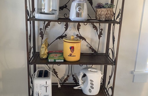 Boardwalk Haus | Hemingway Suite