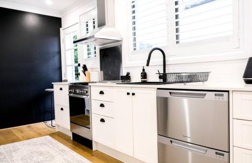 Wentworth Falls Haus | Henderson House