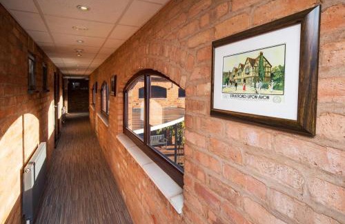 Wixford Haus | Henley Lodge