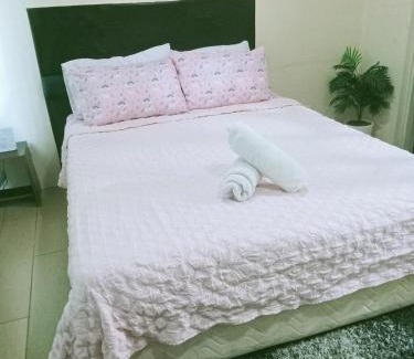 Pasay Hotel | Henry's Newport Deluxe Condotel