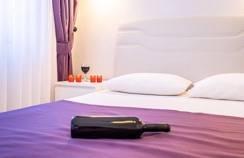 Bozcaada Hotel | Heredot Otel