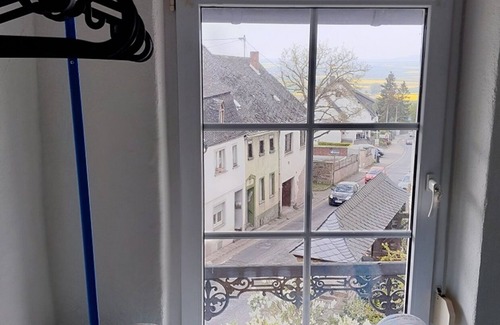 Munstermaifeld Haus | Herleef de Geschiedenis uit 1309 in Münstermaifeld