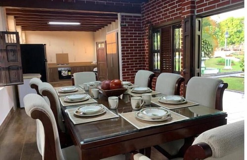 Ginebra Villa | Hermosa y Tranquila Finca con Piscina