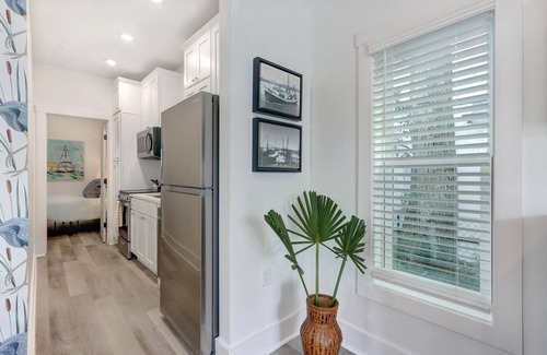 Thunderbolt Hütte | Herrin Hideout - in the heart of the Lowcountry by Lucky Savannah