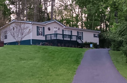 Lancaster Haus | Herrington Lake Home - Private Dock - Covered Slip