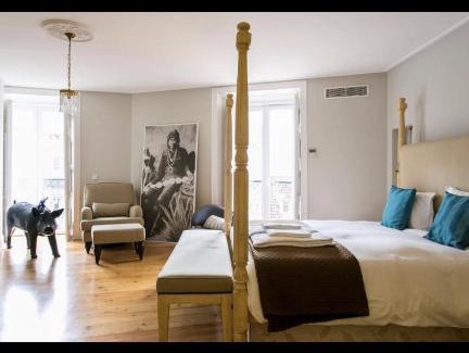 Misericordia Haus | Hi to the luxe apt