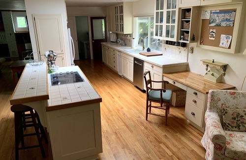 Grass Valley Haus | Secluded Country Home on Acreage with Pond & Sprawling Lawn