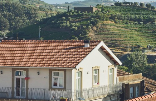 Peso da Regua Haus | Hidden Gem w/ Rooftop - City Center & Douro View