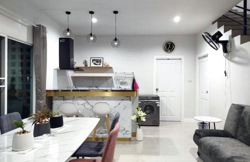 Thawi Watthana Wohnung | Hidden Gems Residence