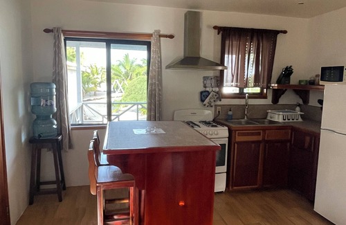 Caye Caulker Hütte | Bayblue Cottage - Atemberaubende Aussicht mit wunderschönem Sonnenuntergang