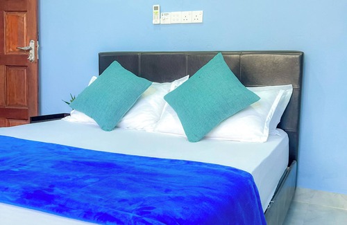 Hulhudheli Bed & Breakfast | Hide Inn Blue