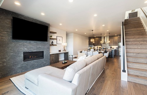 Hideout Haus | Hideout's Newest Gem — Unmatched Views, Elevated Style