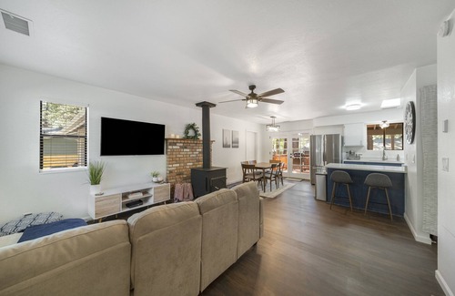 Kachina Village Haus | High-Altitude Retreat